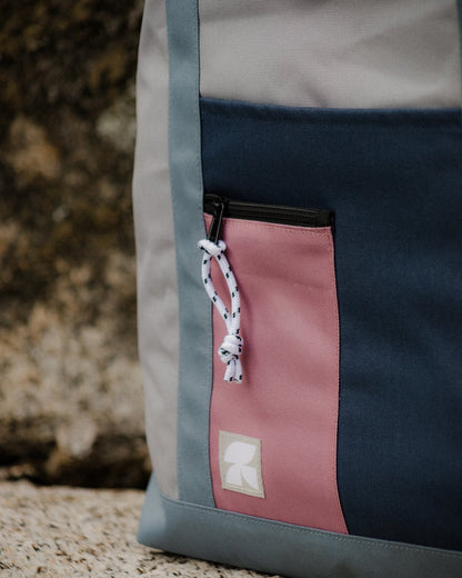 pink tech tote