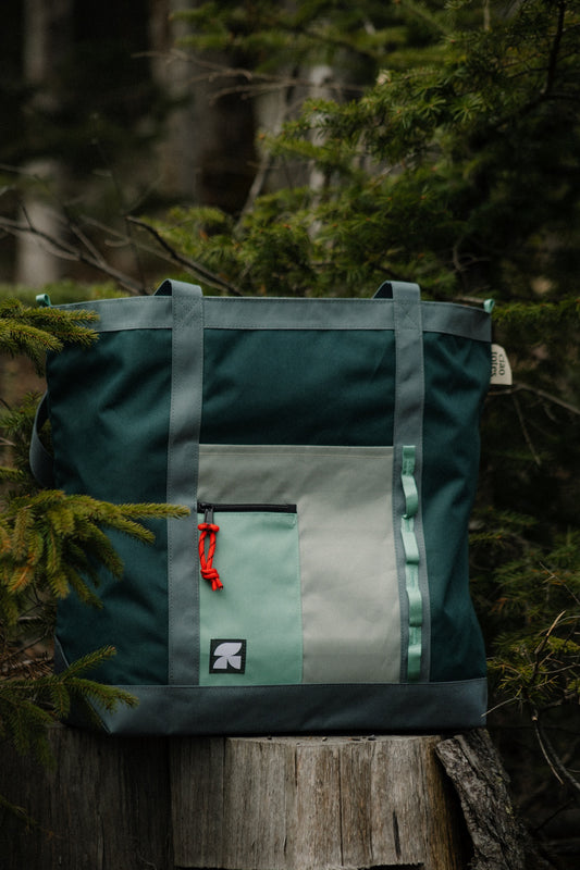 tech tote forest